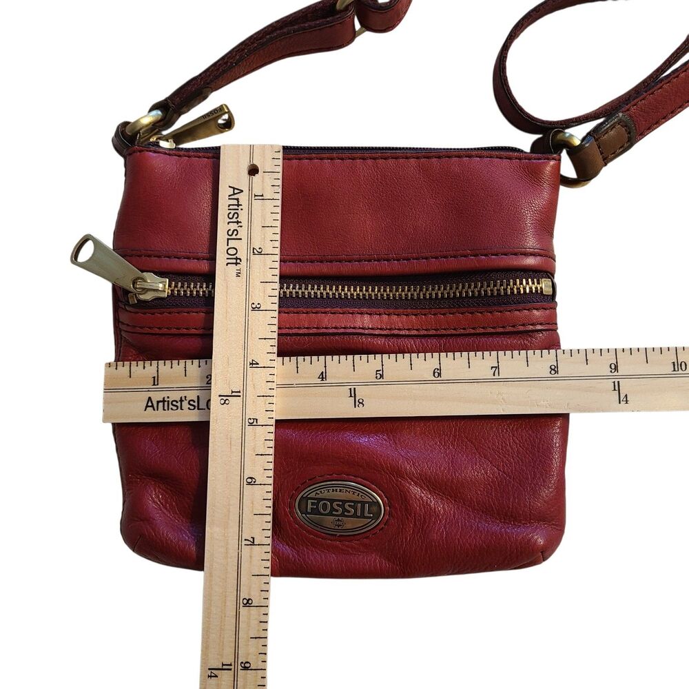 Red Fossil Mini Explorer Crossbody Messenger Purse Leather Bag Travel Normcore - Picture 5 of 9